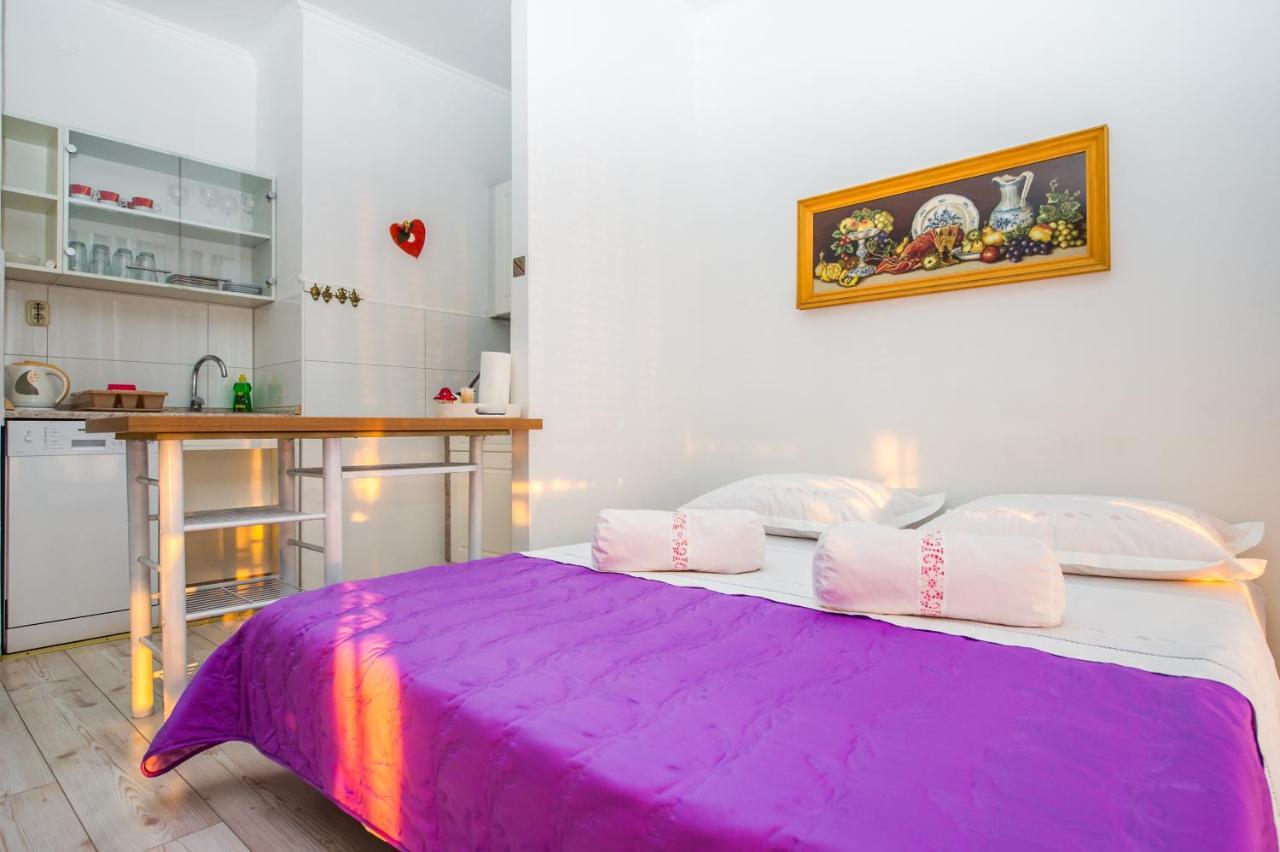 Apartments Nino Podstrana Luaran gambar