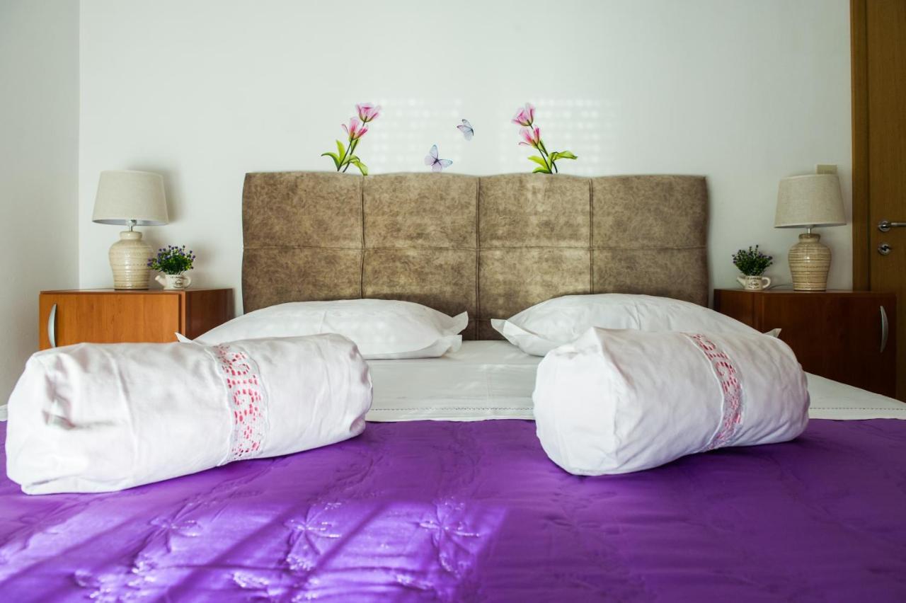 Apartments Nino Podstrana Luaran gambar