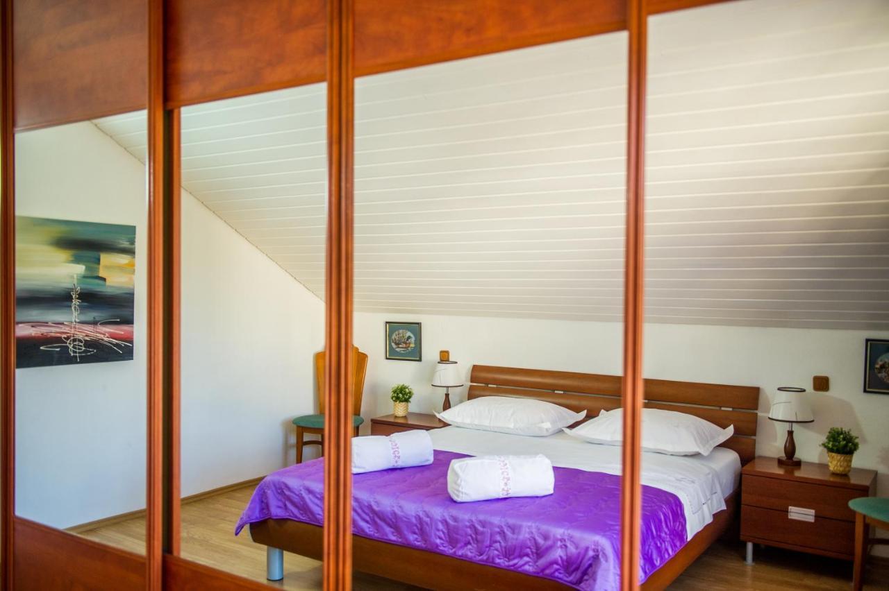 Apartments Nino Podstrana Luaran gambar