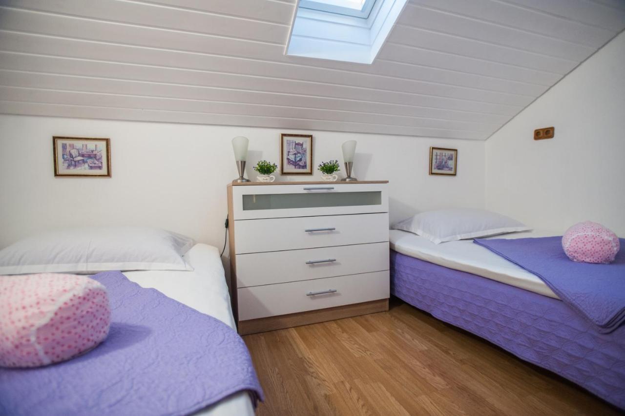 Apartments Nino Podstrana Luaran gambar