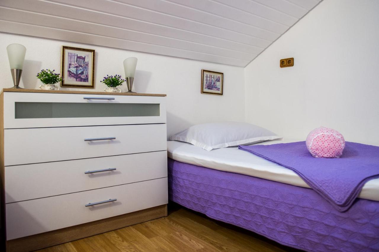 Apartments Nino Podstrana Luaran gambar
